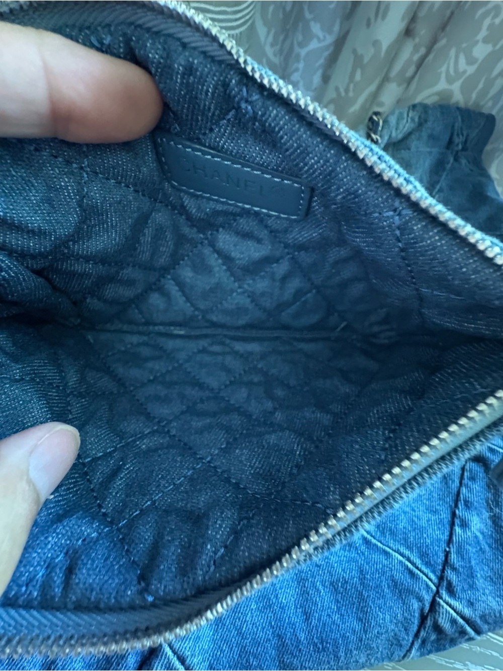 FASHION Light Blue Quilted Denim Shoulder Bag with Chain Strap and Pouch - Picture 16 of 16